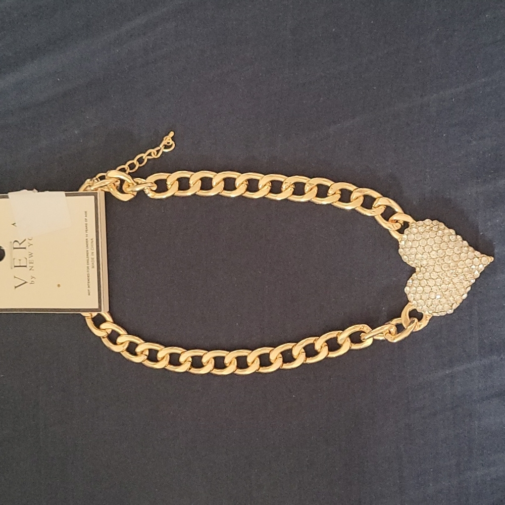 New 🆕 Heart necklace with crystals